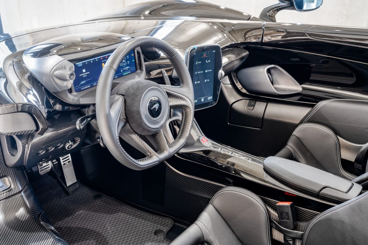 2022 McLaren Elva — Photo 7 / 19