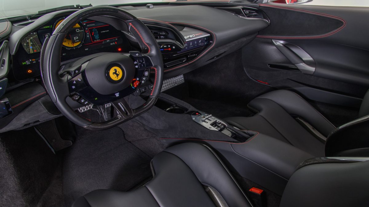 2022 Ferrari SF90 Stradale — Photo 7 / 10
