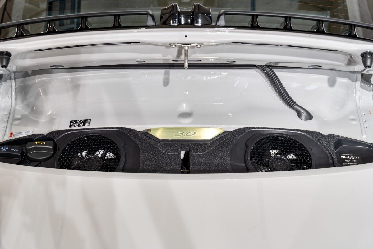 2024 Porsche 911 Carrera — Photo 20 / 21