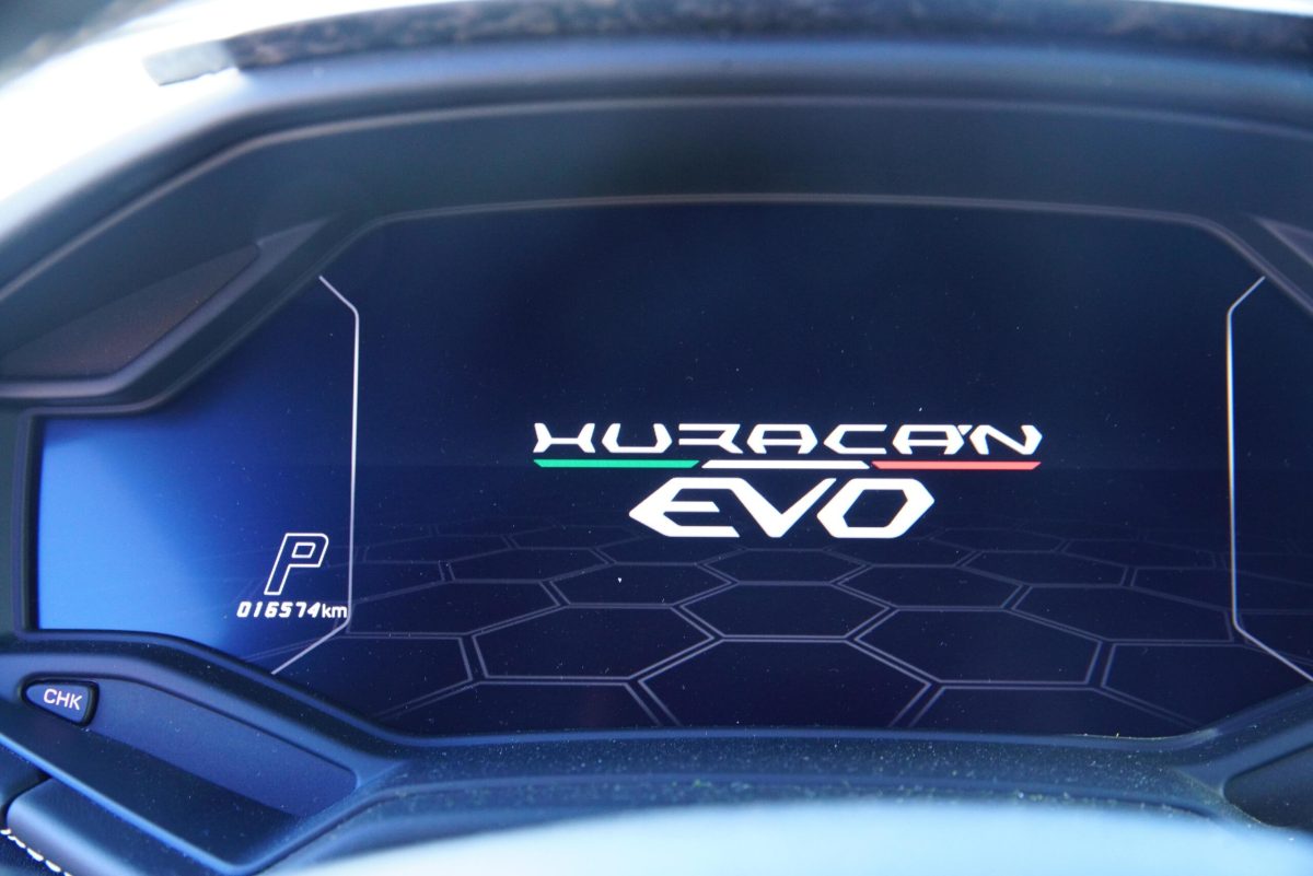 2020 Lamborghini Huracán EVO — Photo 12 / 28