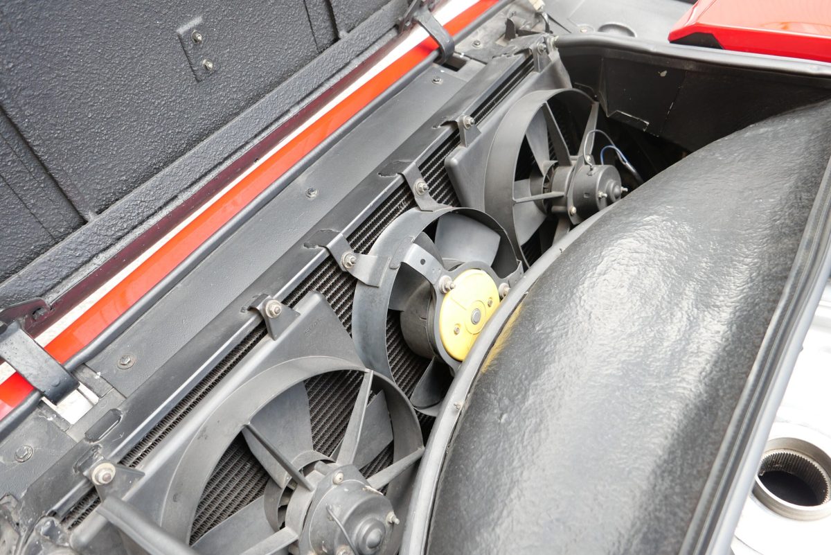 1983 Ferrari 512 BBi — Photo 30 / 39