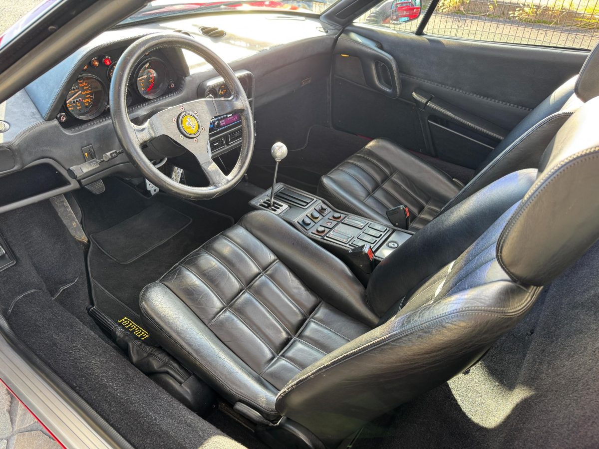 1990 Ferrari 328GTS — Photo 8 / 66