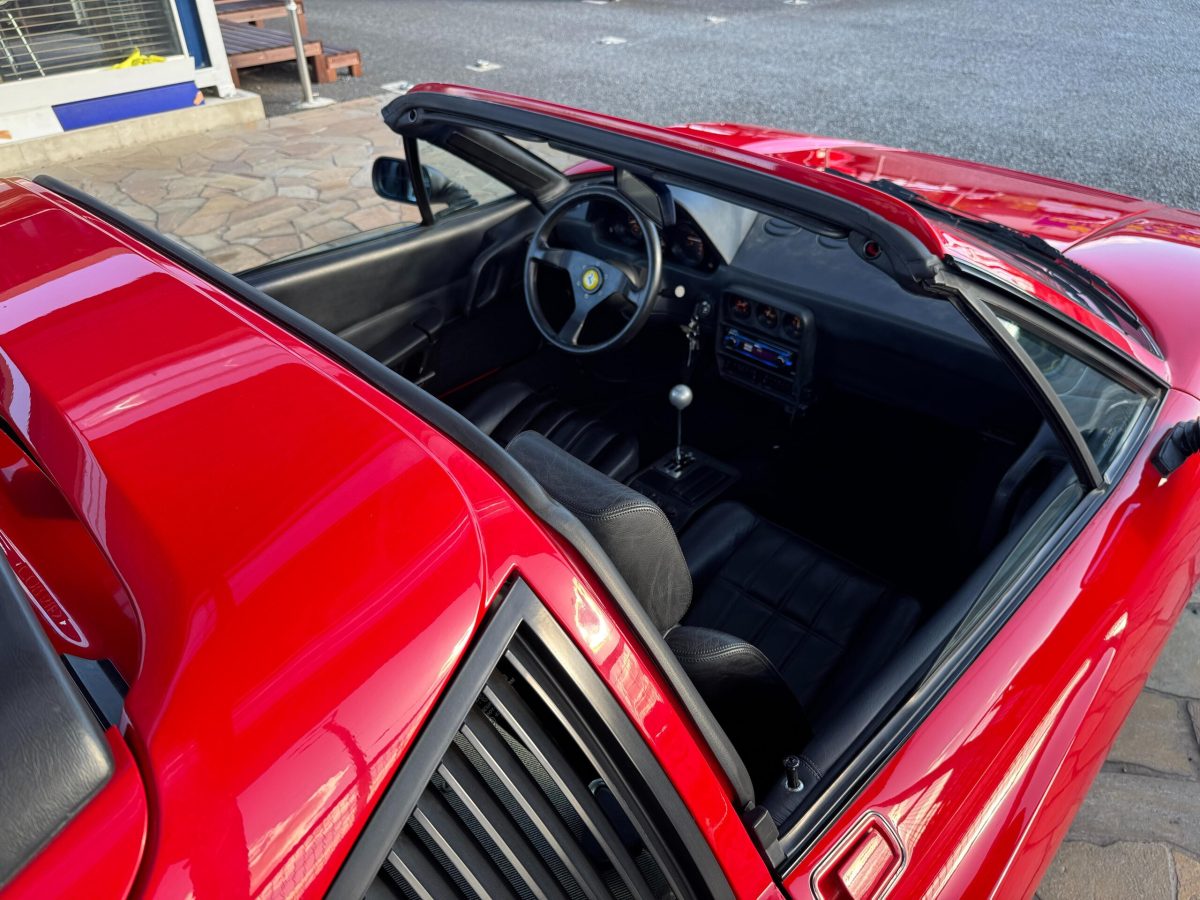1990 Ferrari 328GTS — Photo 41 / 66