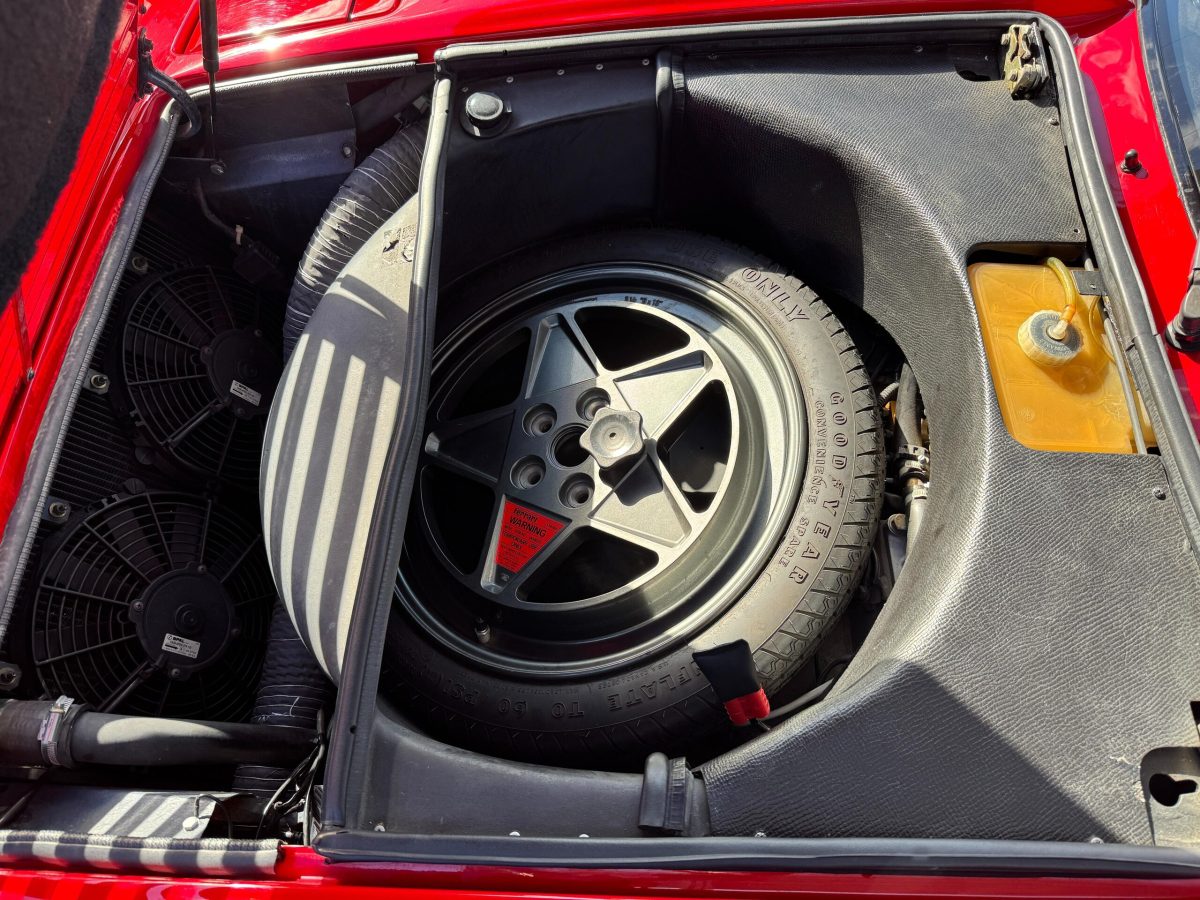 1990 Ferrari 328GTS — Photo 51 / 66