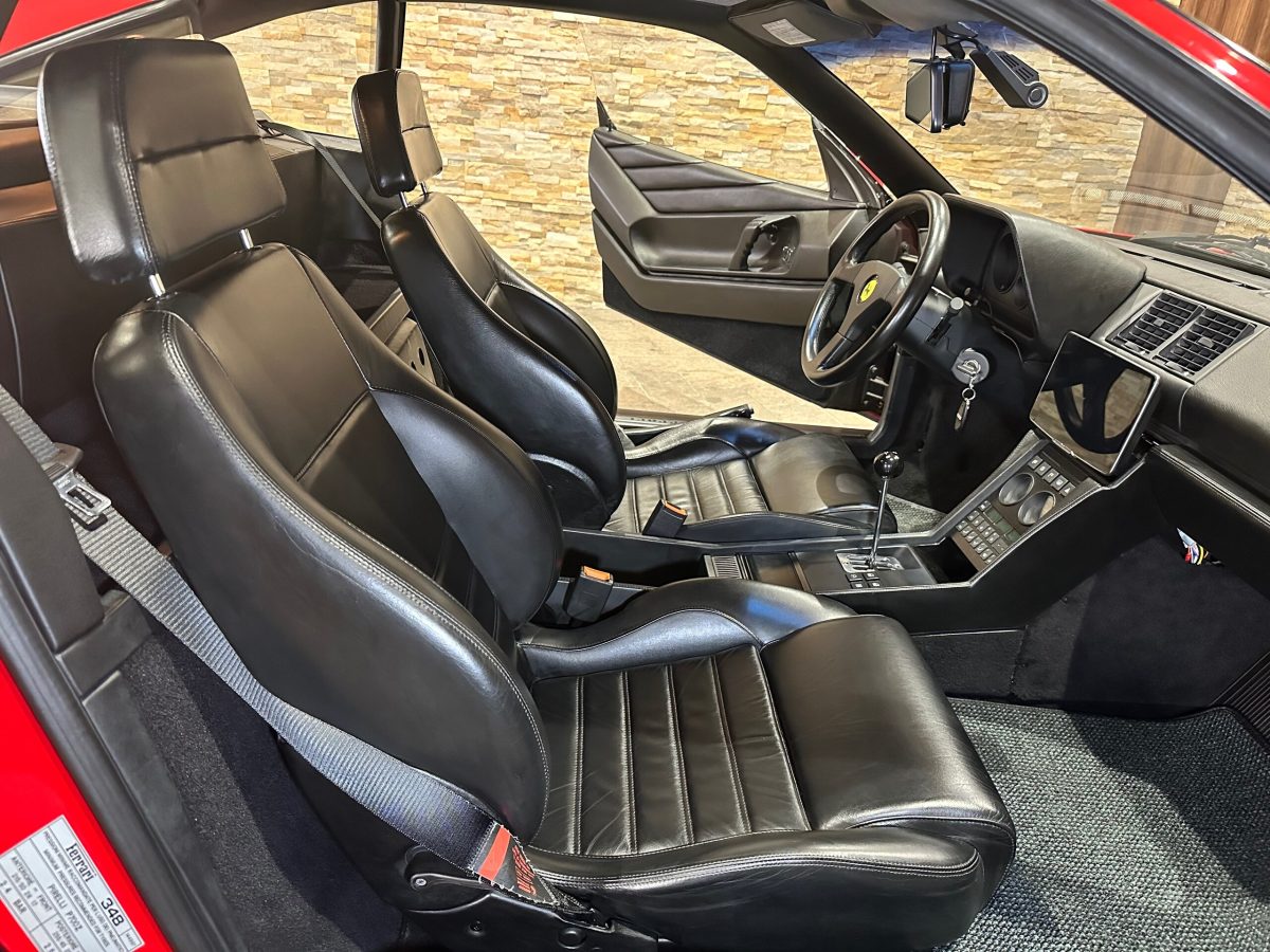 1992 Ferrari 348 TB — Photo 24 / 49