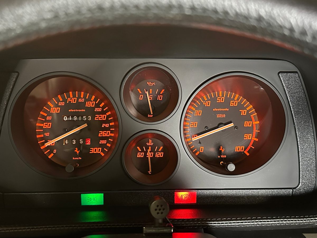 1992 Ferrari 348 TB — Photo 32 / 49