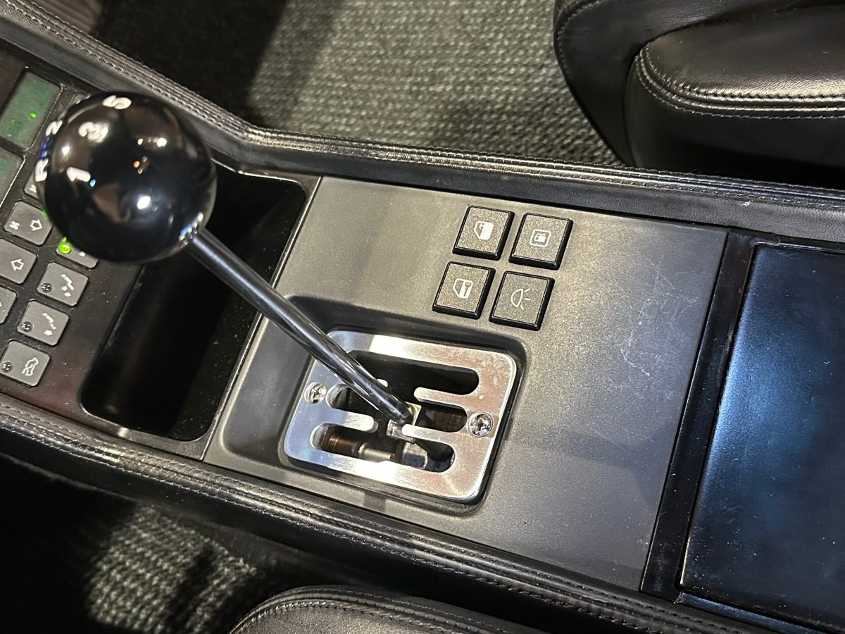 1992 Ferrari 348 TB — Photo 37 / 49