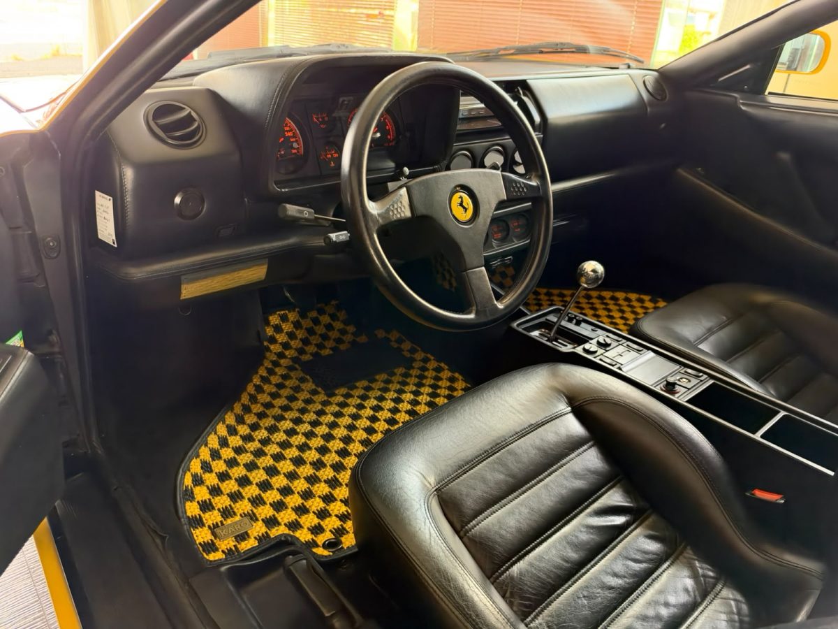 1994 Ferrari 512TR — Photo 8 / 17
