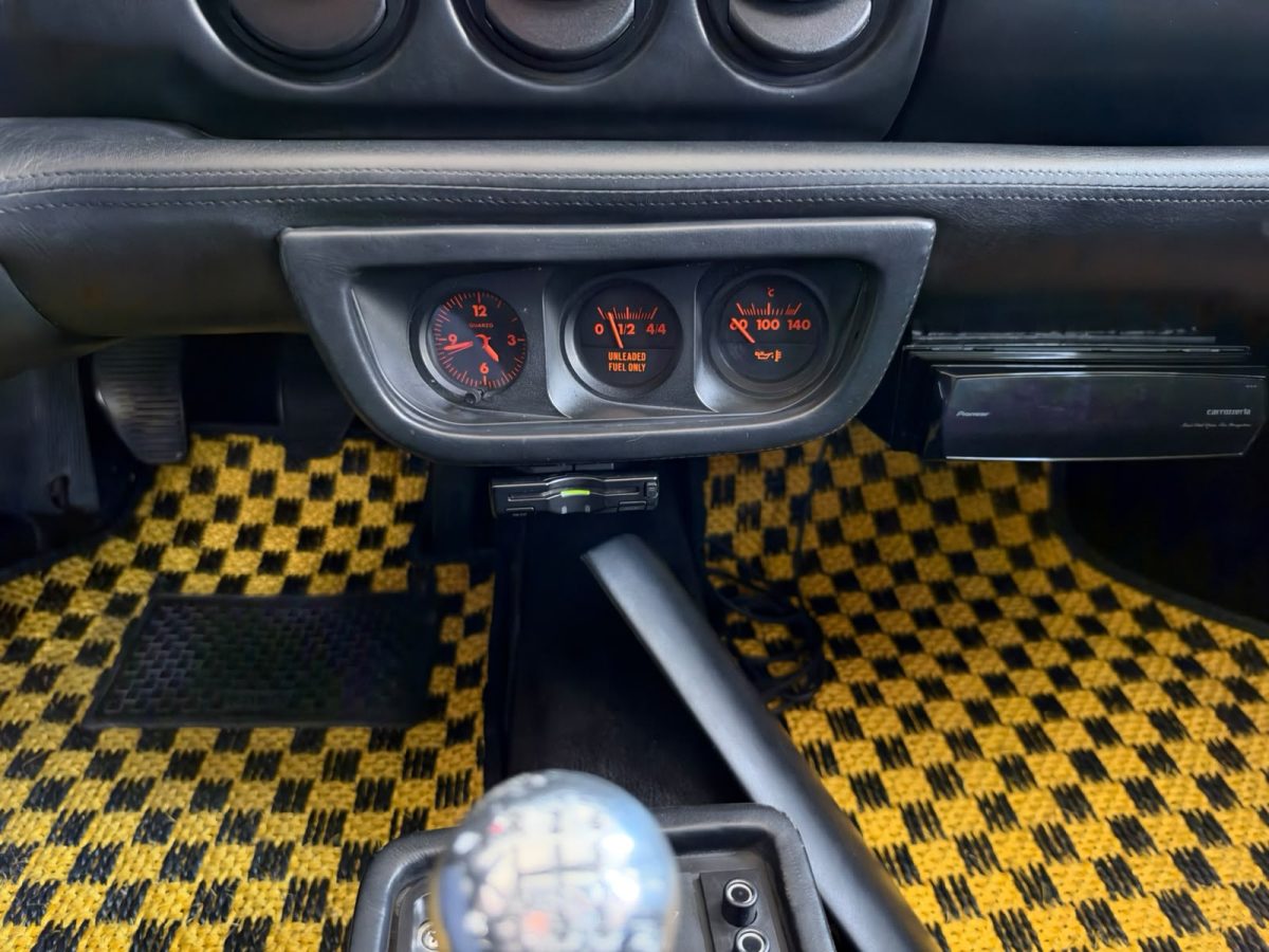 1994 Ferrari 512TR — Photo 9 / 17