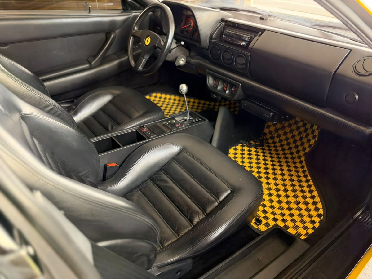 1994 Ferrari 512TR — Photo 13 / 17