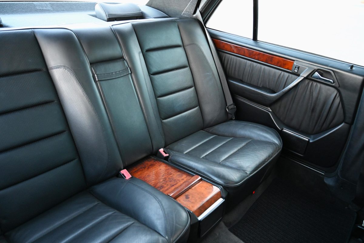 1993 Mercedes Benz 500E — Photo 13 / 21