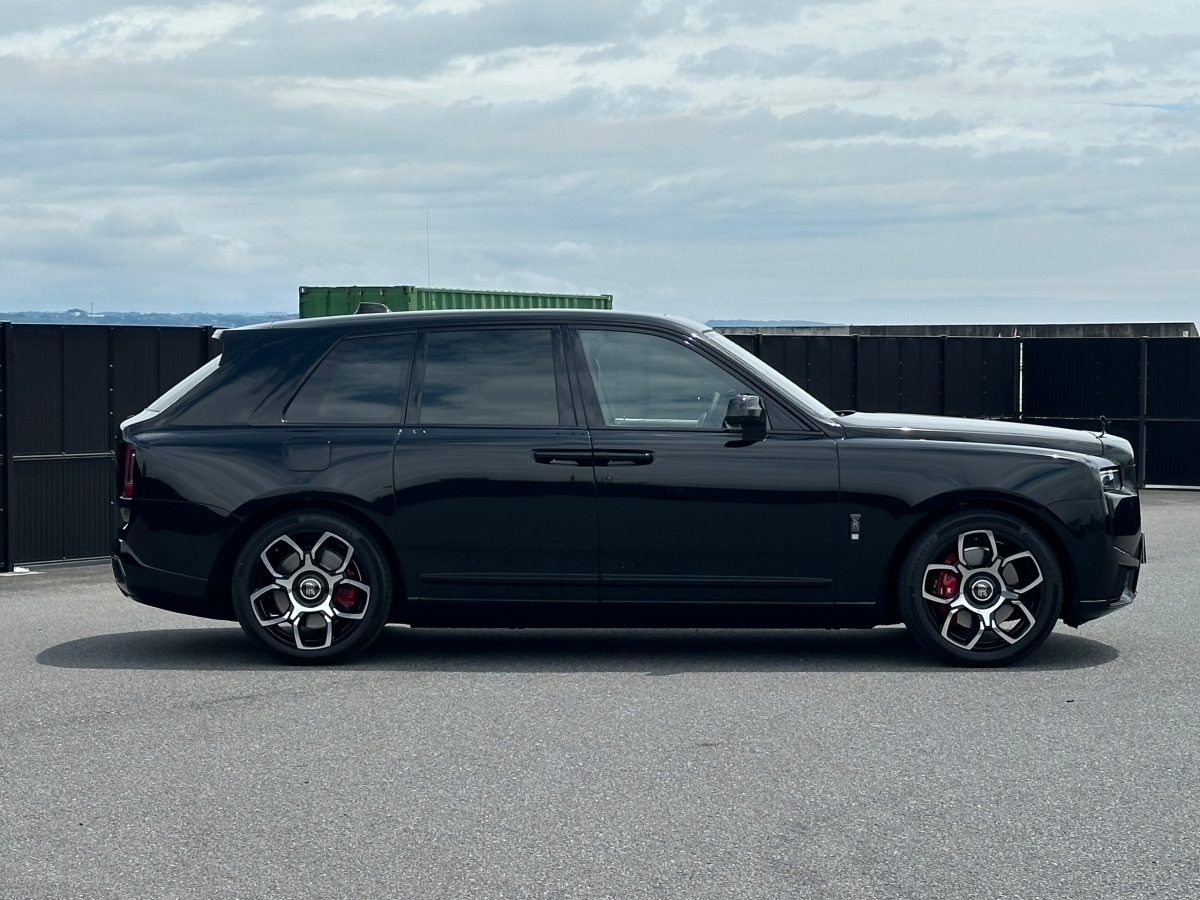 2025 Rolls-Royce Cullinan — Photo 4 / 22