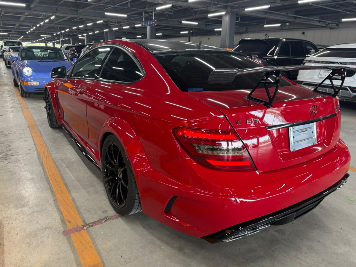 2012 Mercedes Benz C63 AMG Black Series — Photo 5 / 12