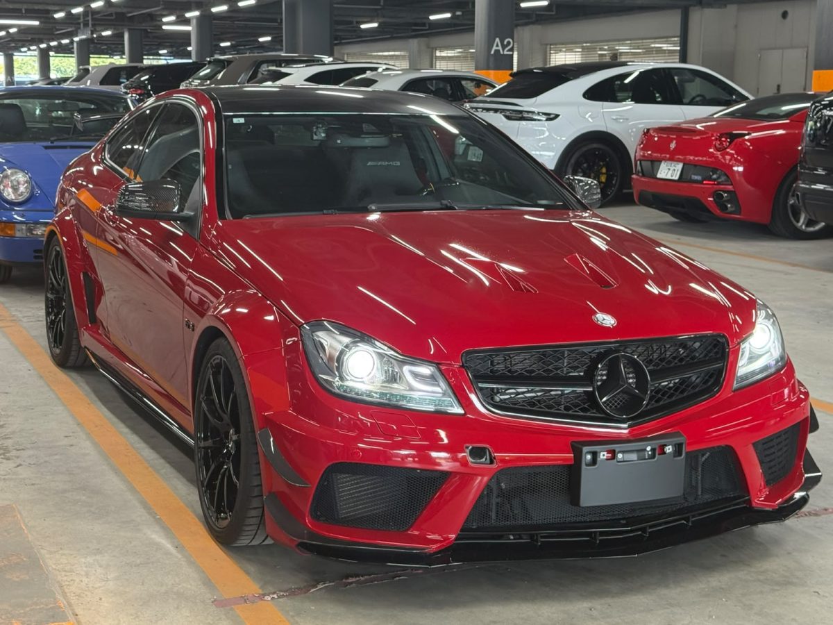 2012 Mercedes Benz C63 AMG Black Series — Photo 6 / 12
