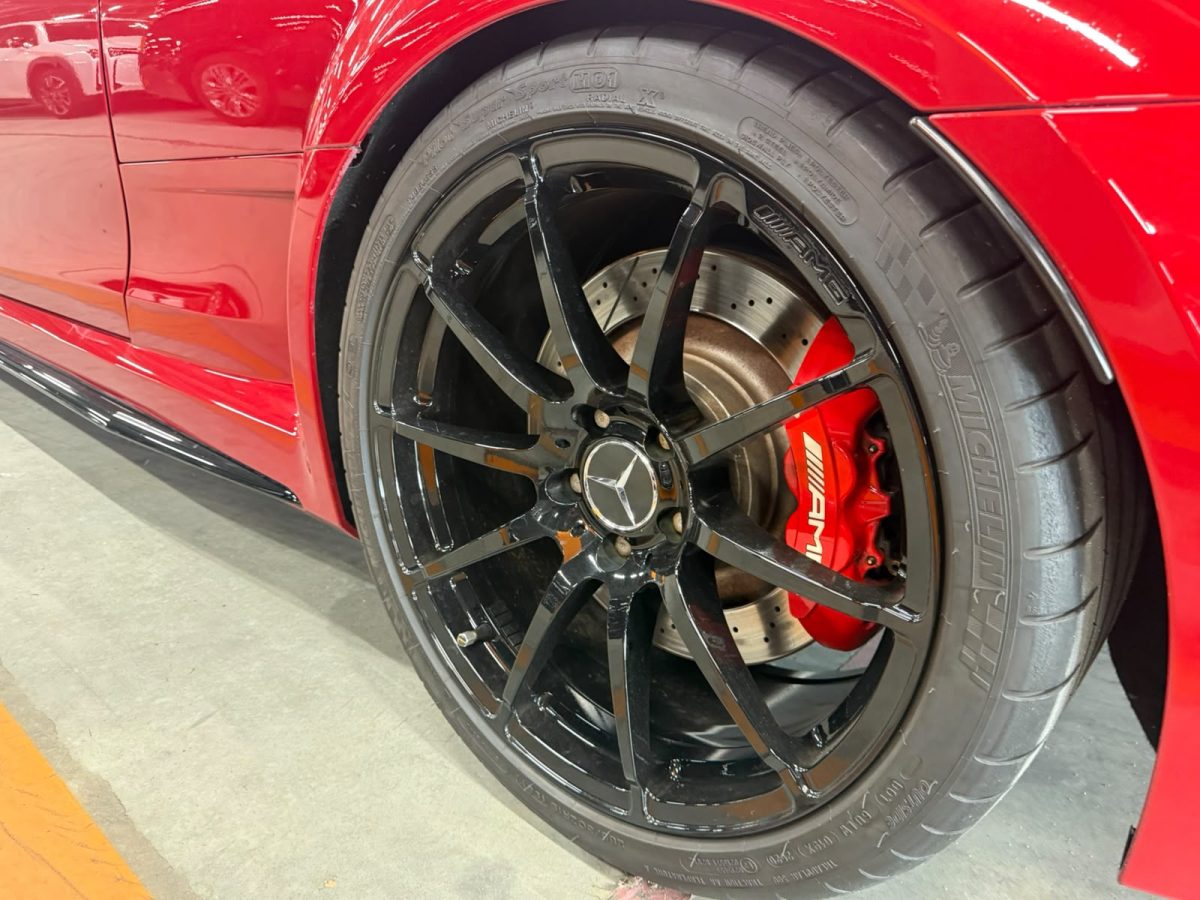2012 Mercedes Benz C63 AMG Black Series — Photo 11 / 12