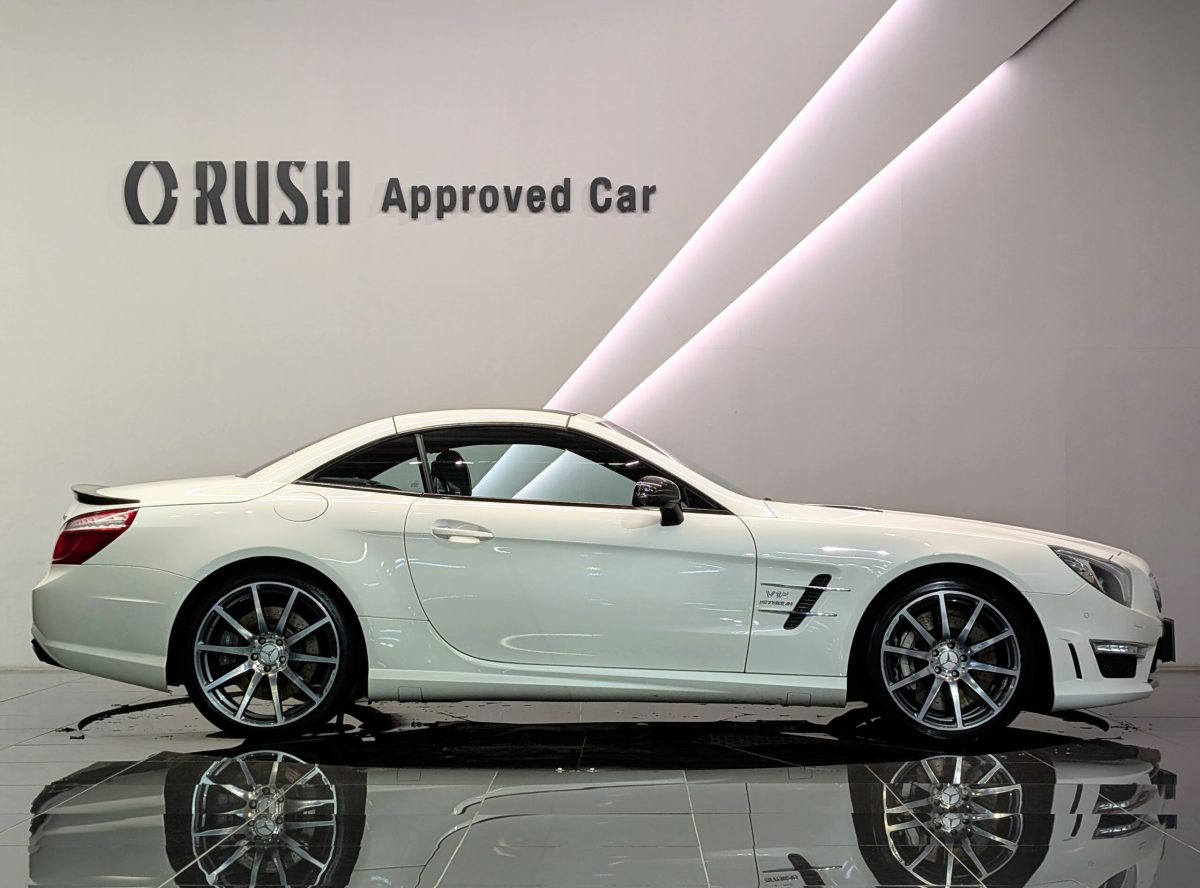 2013 Mercedes Benz SL65 AMG — Photo 5 / 37