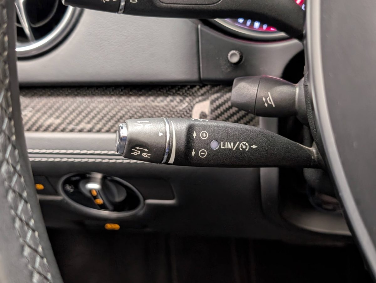 2013 Mercedes Benz SL65 AMG — Photo 27 / 37