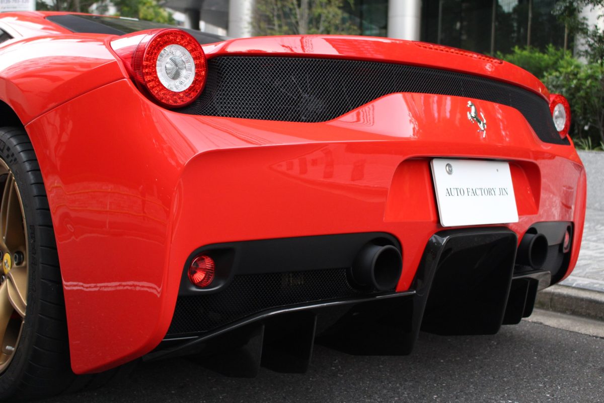 2015 Ferrari 458 Speciale — Photo 16 / 25