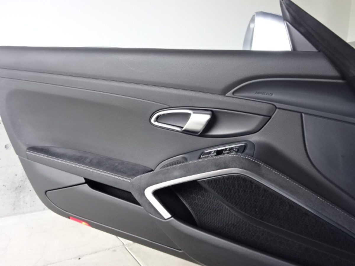2015 Porsche 911 GT3 — Photo 25 / 74