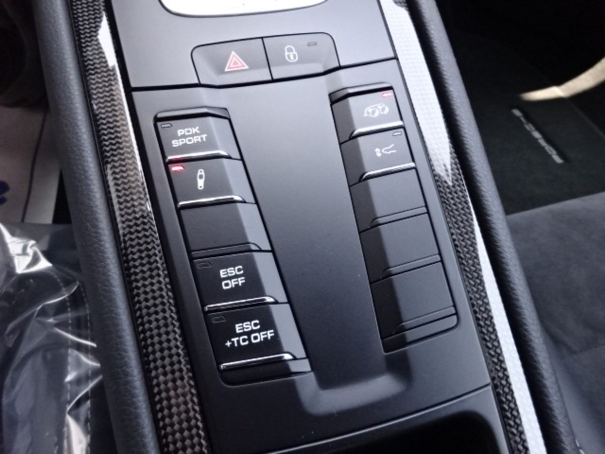 2015 Porsche 911 GT3 — Photo 29 / 74