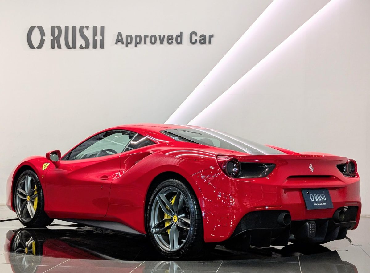 2016 Ferrari 488GTB — Photo 5 / 39