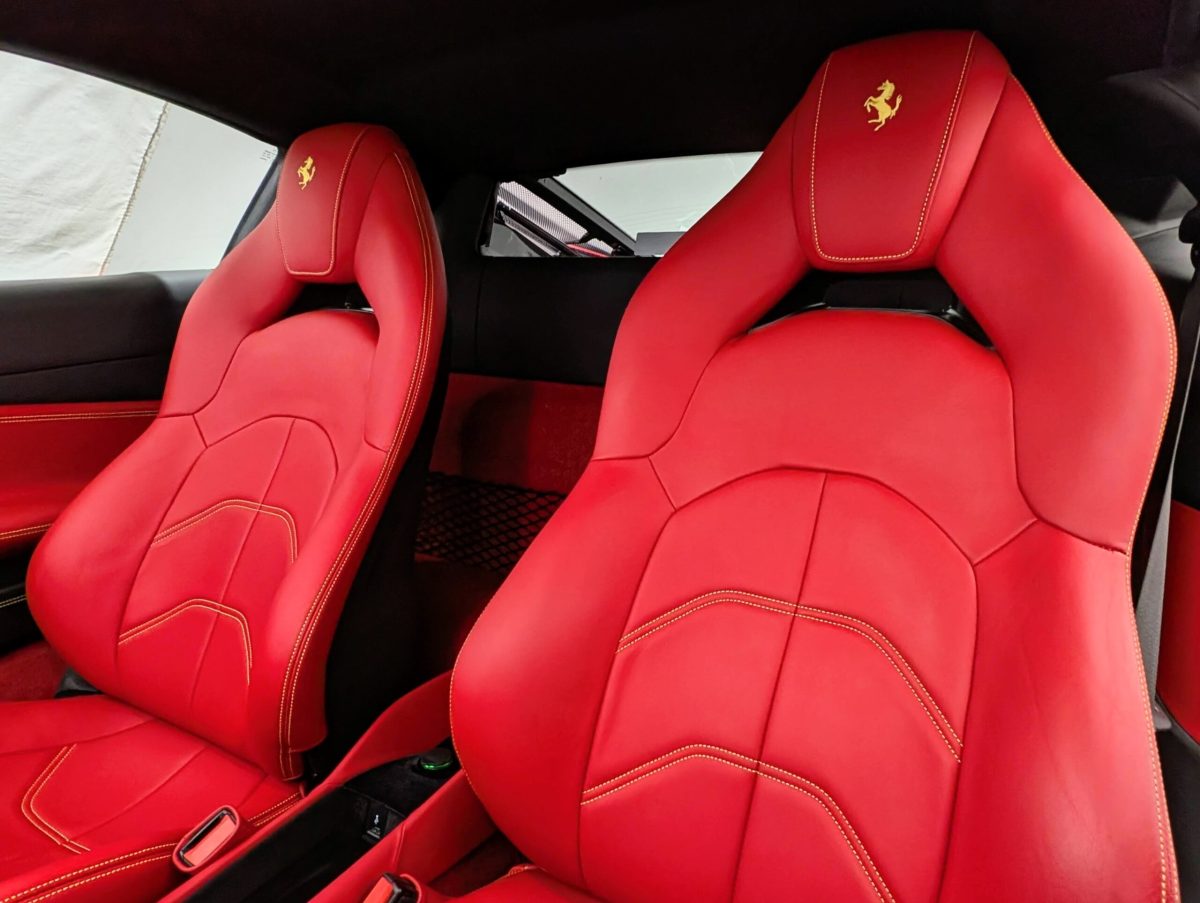 2016 Ferrari 488GTB — Photo 16 / 39