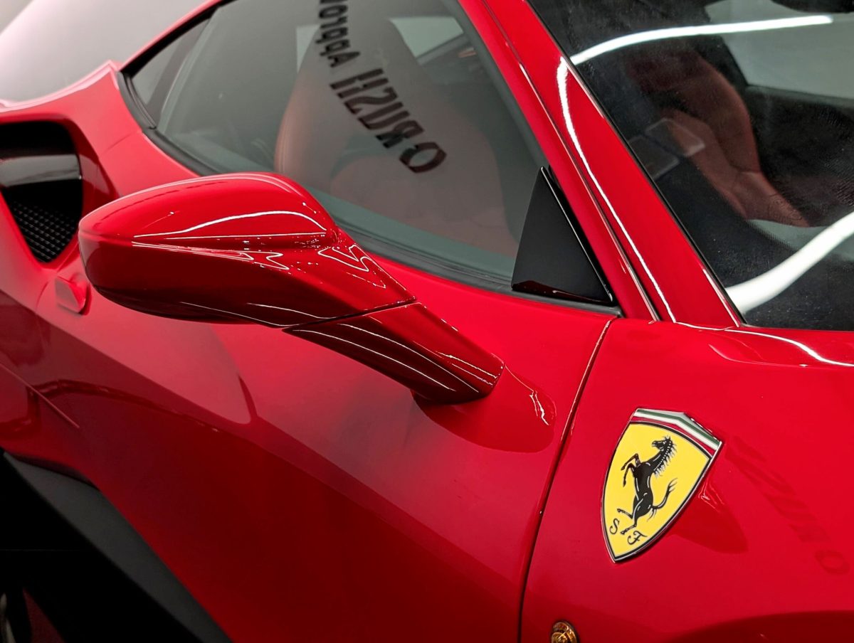 2016 Ferrari 488GTB — Photo 33 / 39