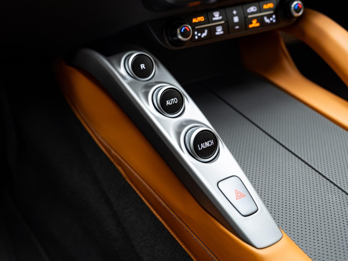 2017 Ferrari GTC4Lusso — Photo 14 / 30