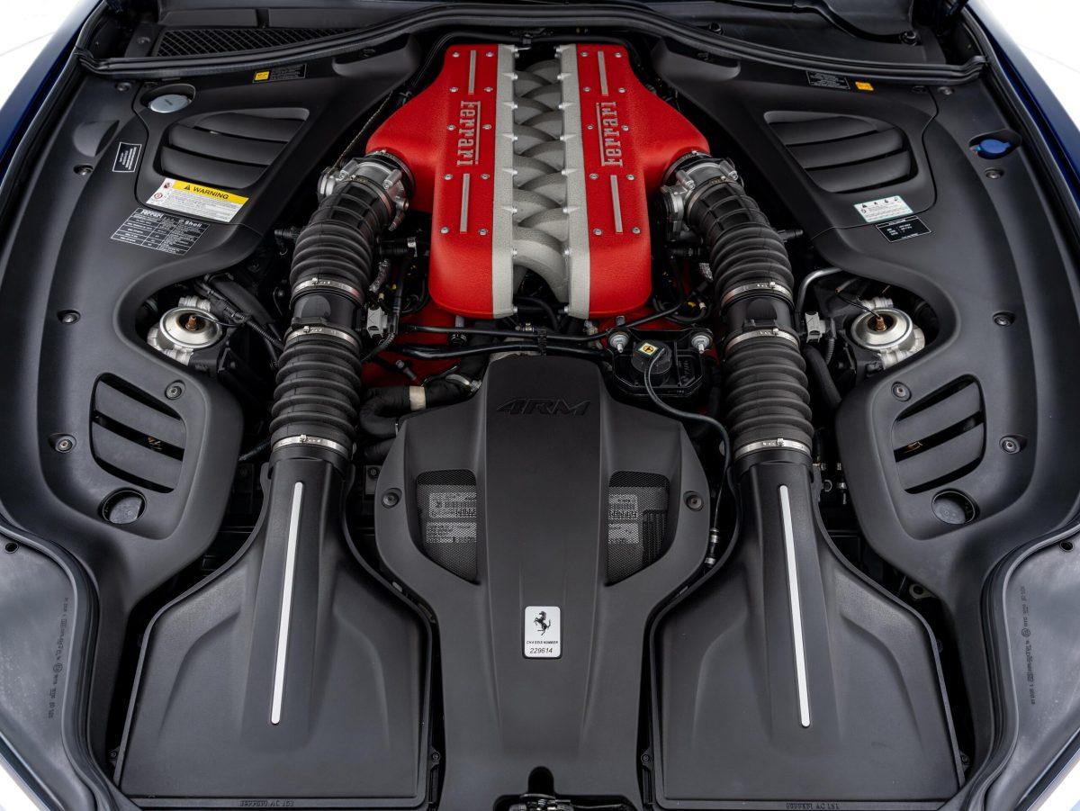 2017 Ferrari GTC4Lusso — Photo 28 / 30