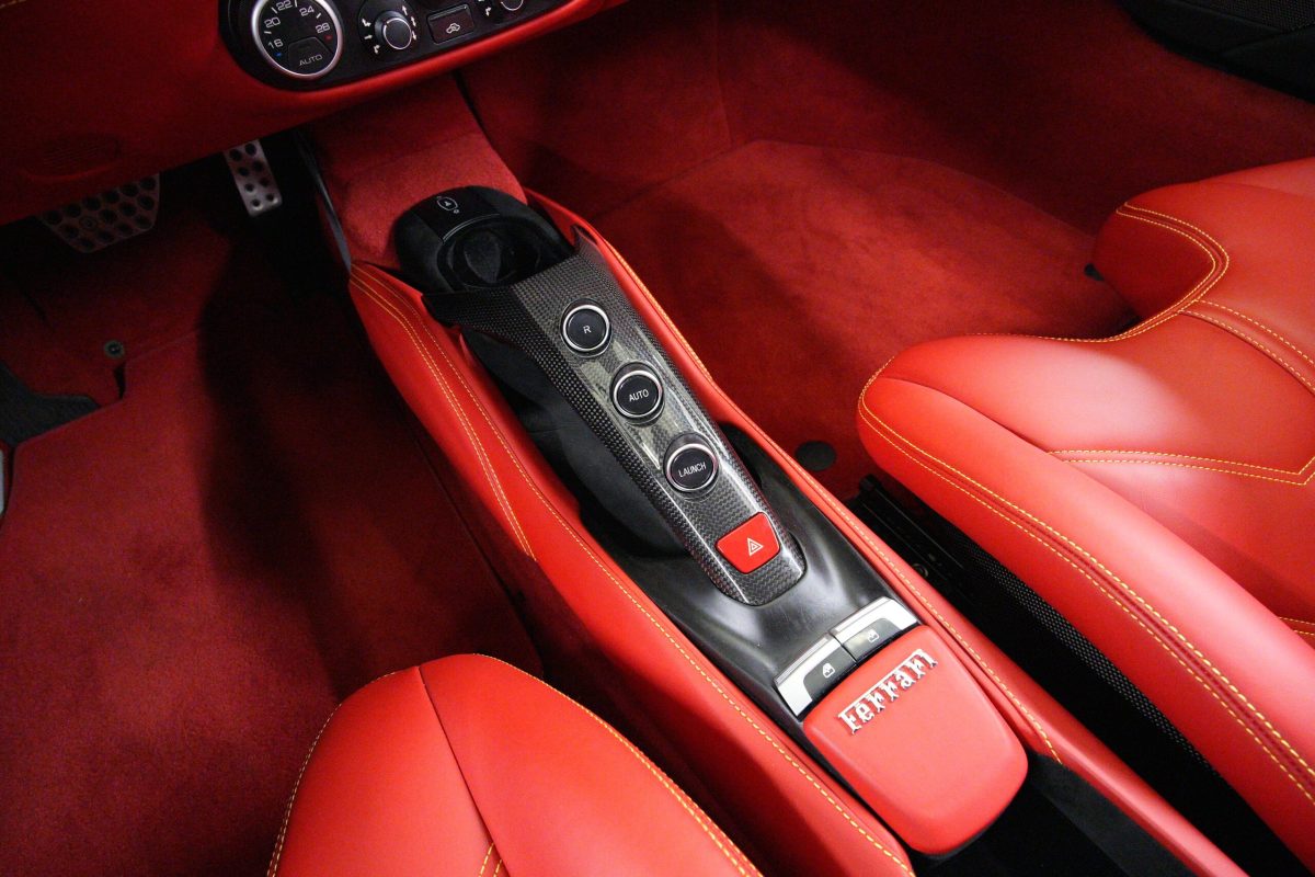 2018 Ferrari 488GTB — Photo 9 / 44