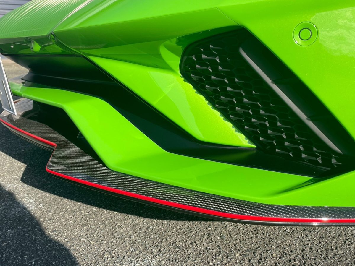 2019 Lamborghini Aventador Roadster S — Photo 12 / 57
