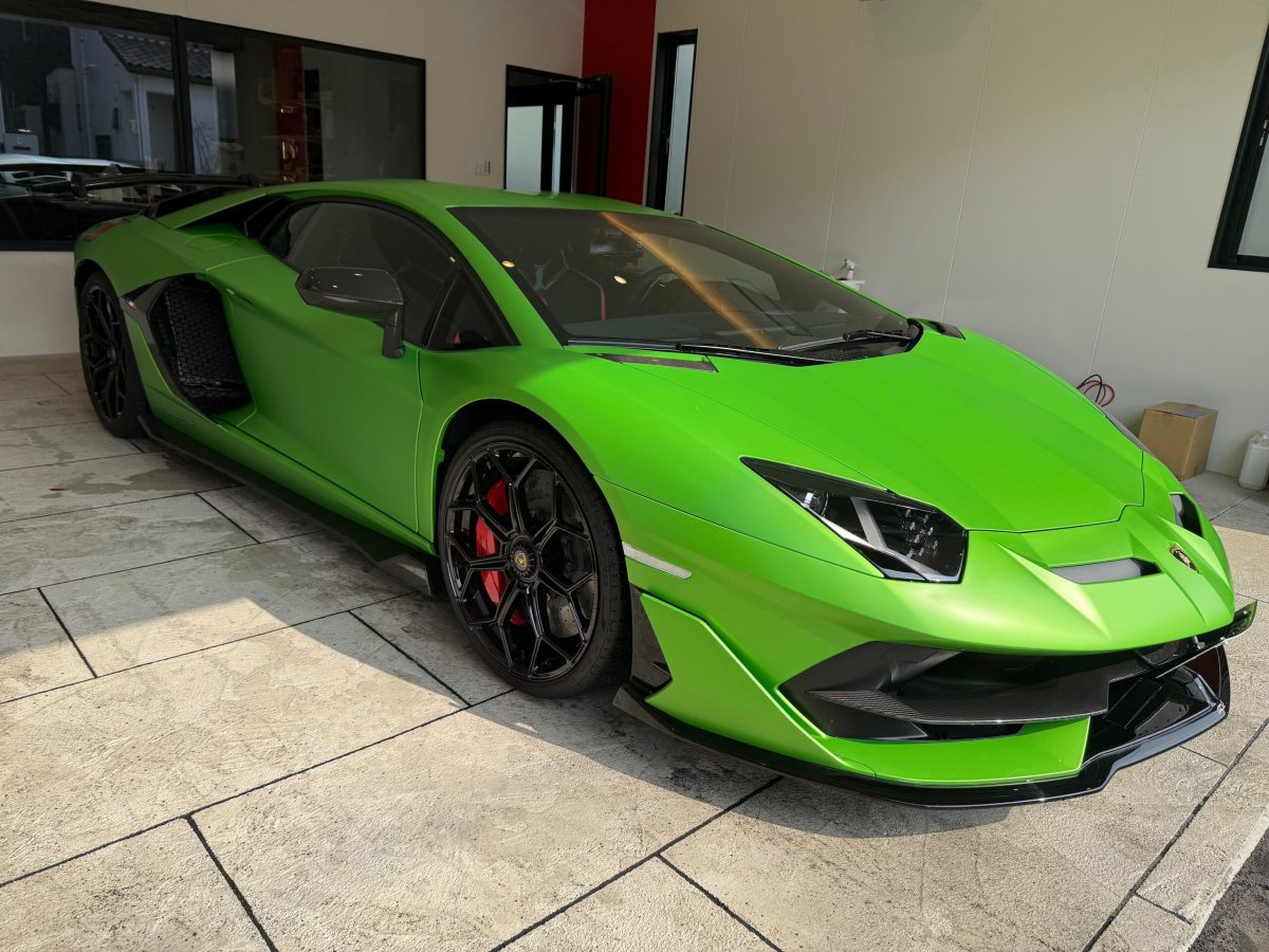 2019 Lamborghini Aventador SVJ — Photo 4 / 22
