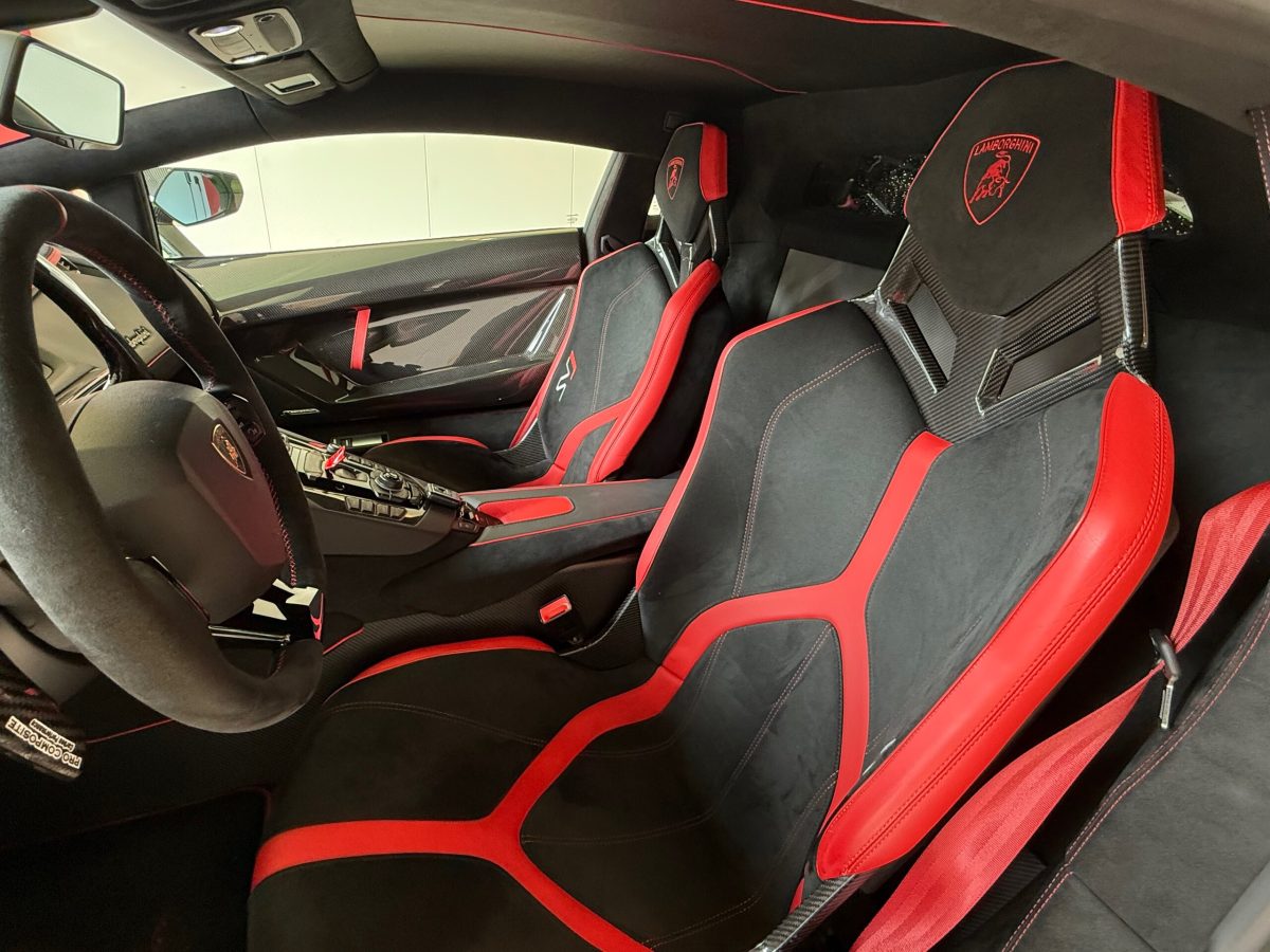 2019 Lamborghini Aventador SVJ — Photo 7 / 22