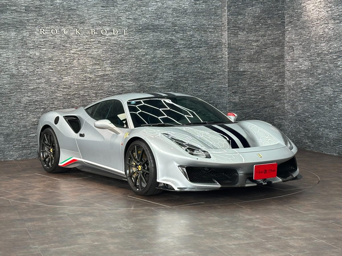 2020 Ferrari 488 Pista Carbon racing seats for sale in Japan
