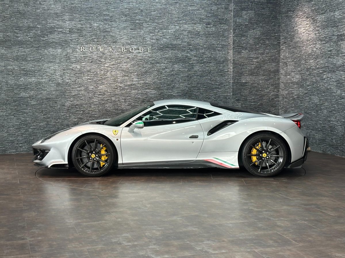 2020 Ferrari 488 Pista — Photo 3 / 34