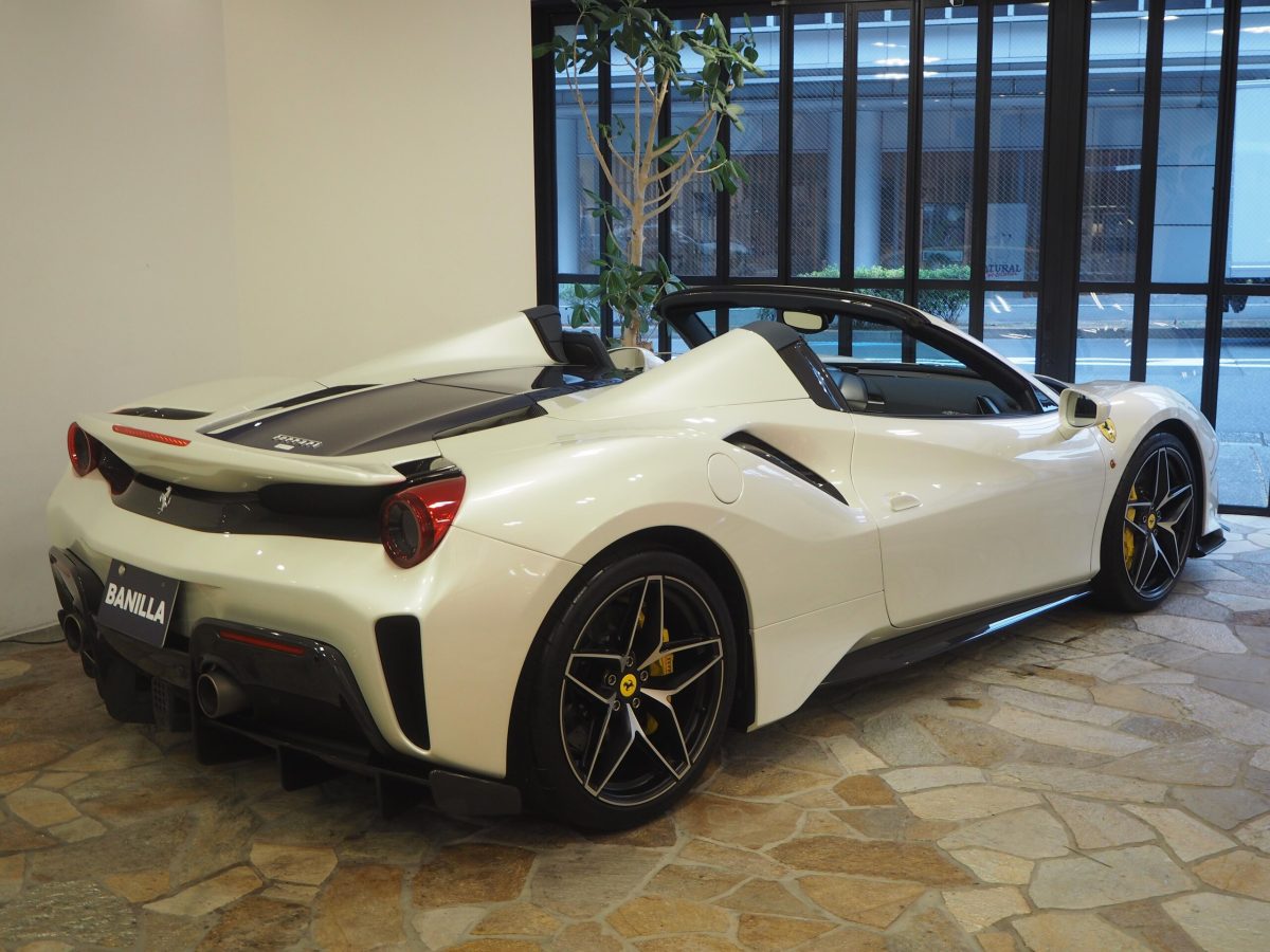 2020 Ferrari 488 Pista Spider — Photo 2 / 31