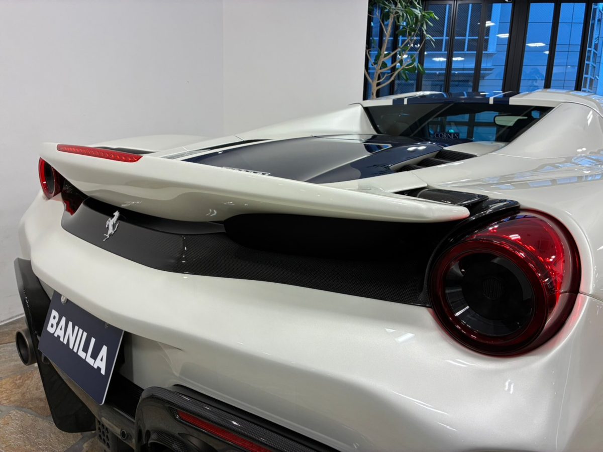 2020 Ferrari 488 Pista Spider — Photo 22 / 31