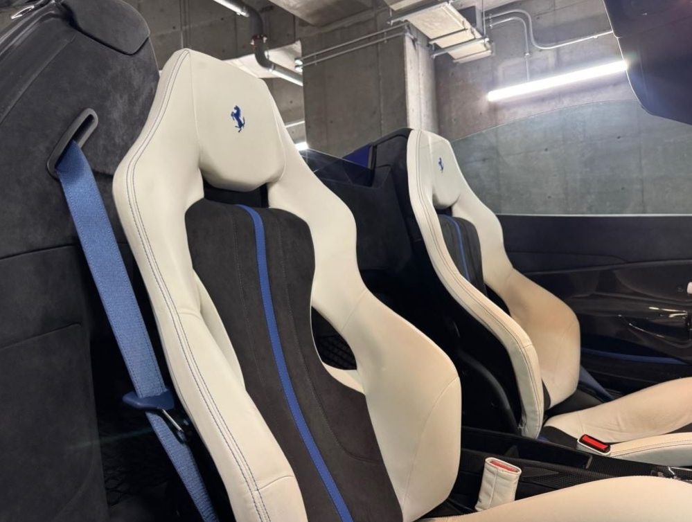 2020 Ferrari 488 Pista Spider — Photo 10 / 17