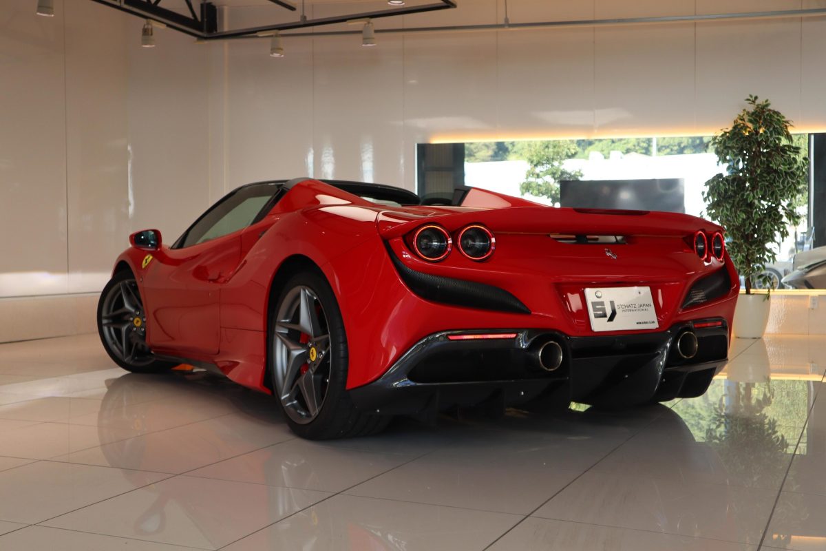 2021 Ferrari F8 Spider — Photo 2 / 46
