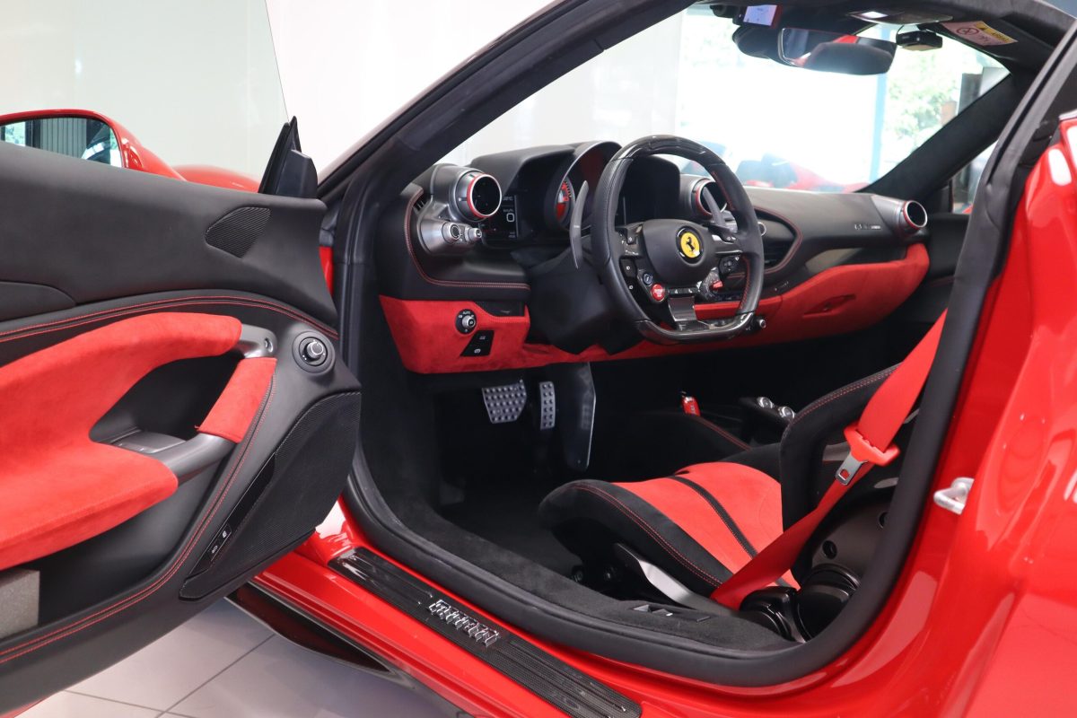 2021 Ferrari F8 Spider — Photo 13 / 46