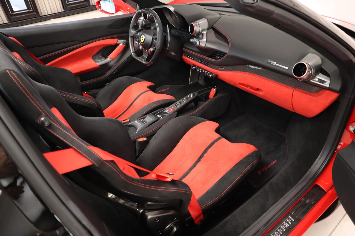 2021 Ferrari F8 Spider — Photo 16 / 46