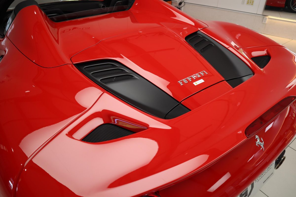 2021 Ferrari F8 Spider — Photo 24 / 46