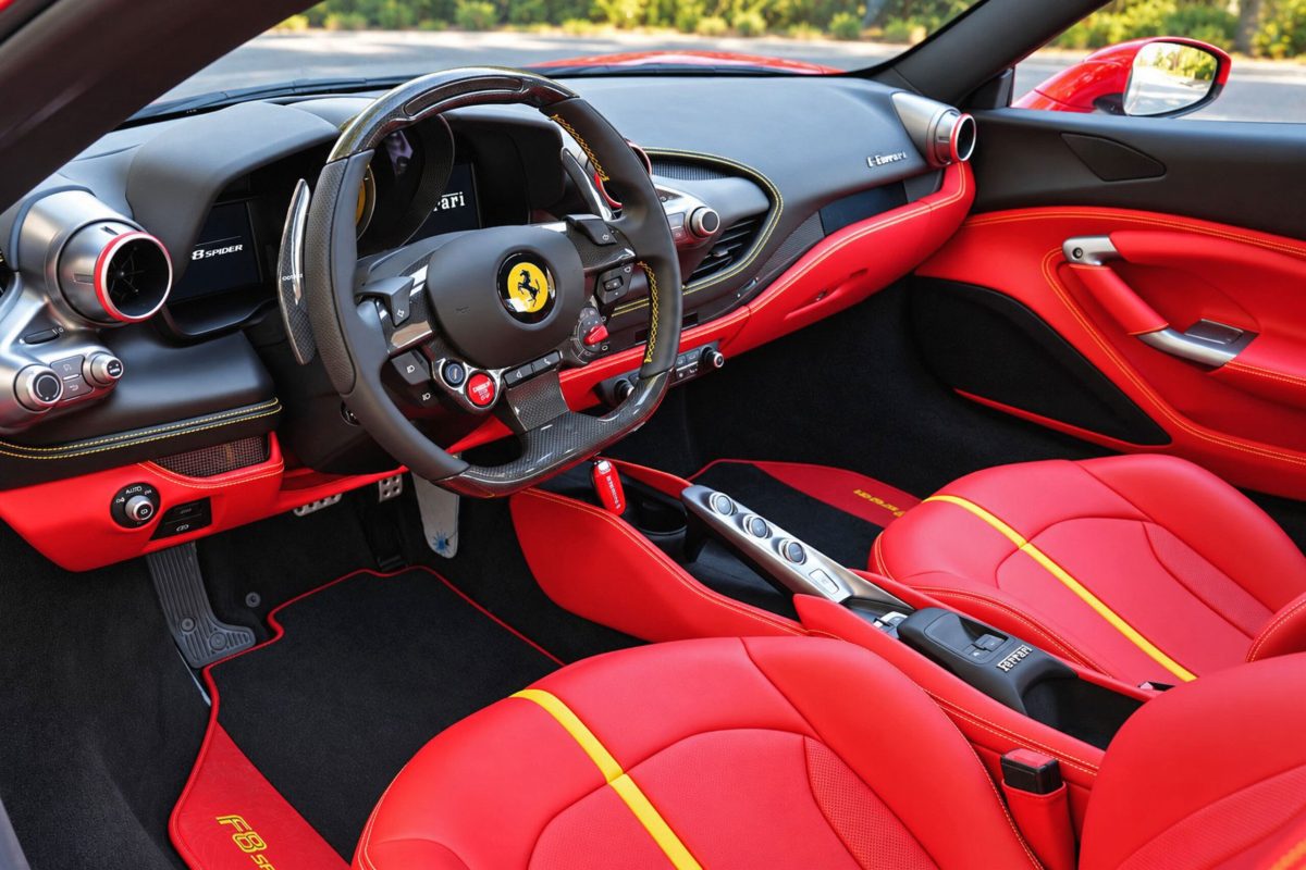 2021 Ferrari F8 Spider — Photo 4 / 7