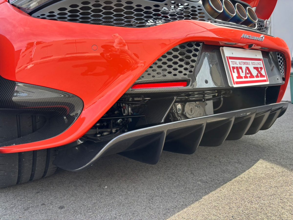 2021 McLaren 765LT — Photo 38 / 39