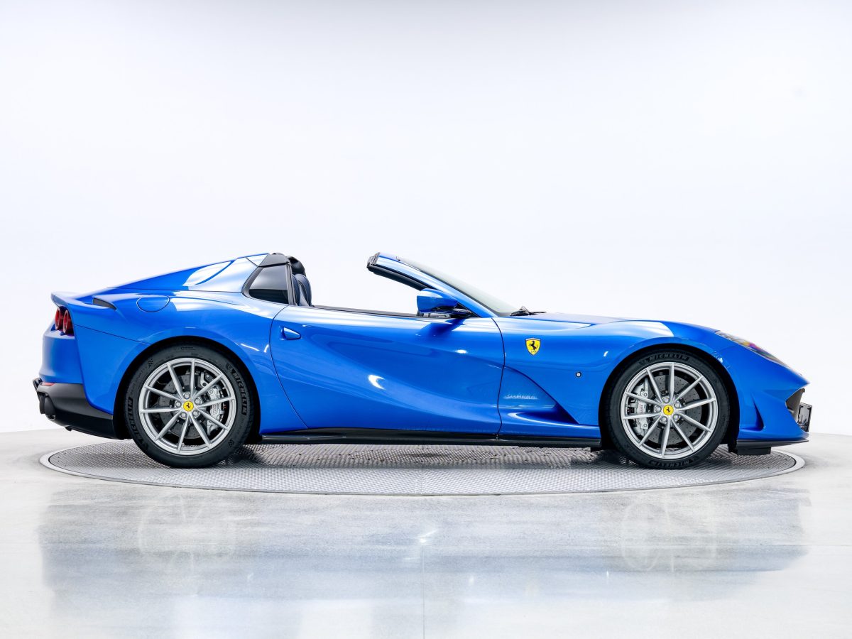 2022 Ferrari 812GTS — Photo 7 / 31