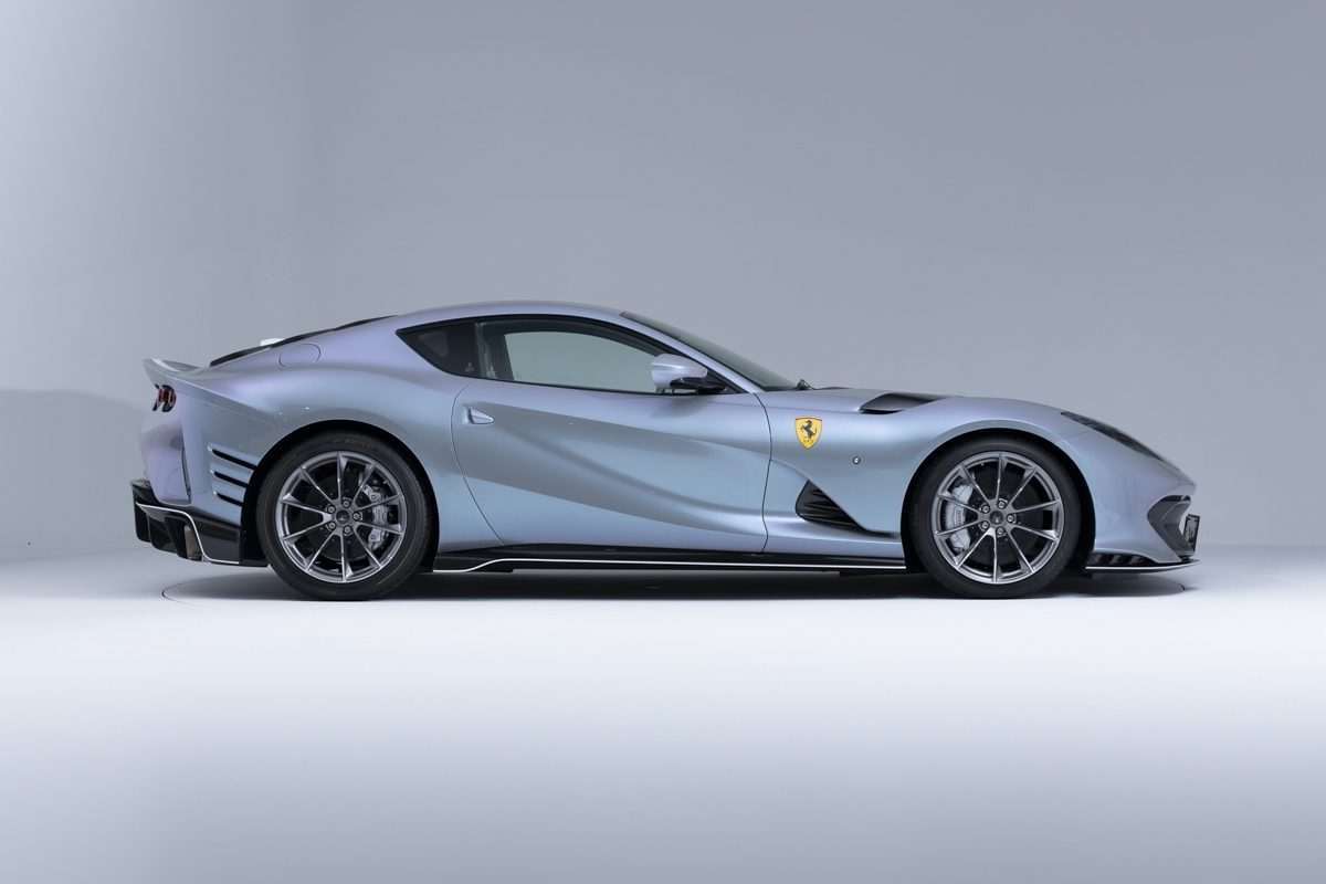 2023 Ferrari 812 Competizione — Photo 2 / 55