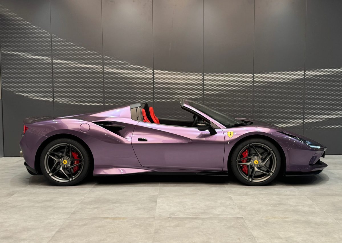2023 Ferrari F8 Spider — Photo 7 / 28