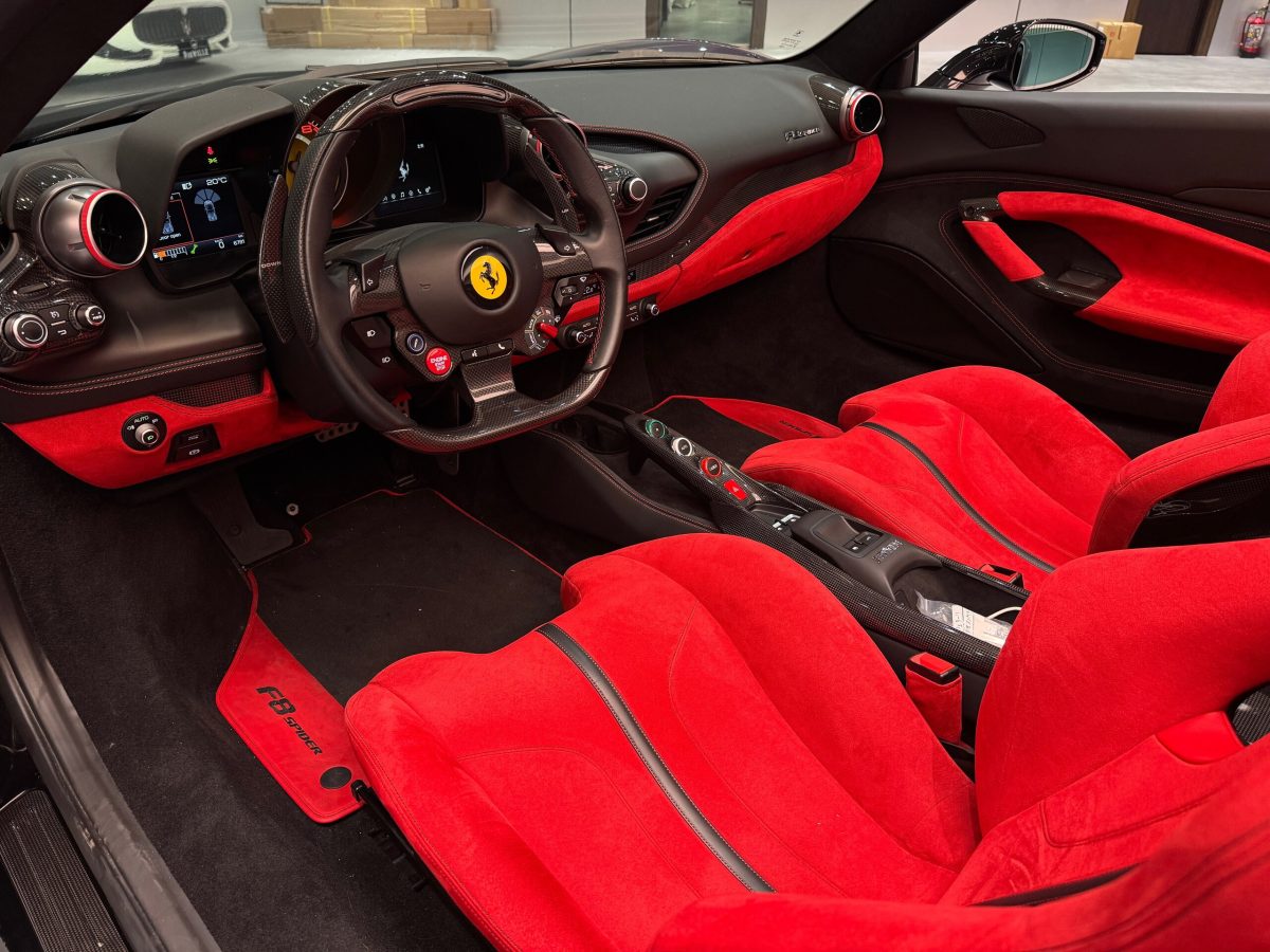 2023 Ferrari F8 Spider — Photo 8 / 28