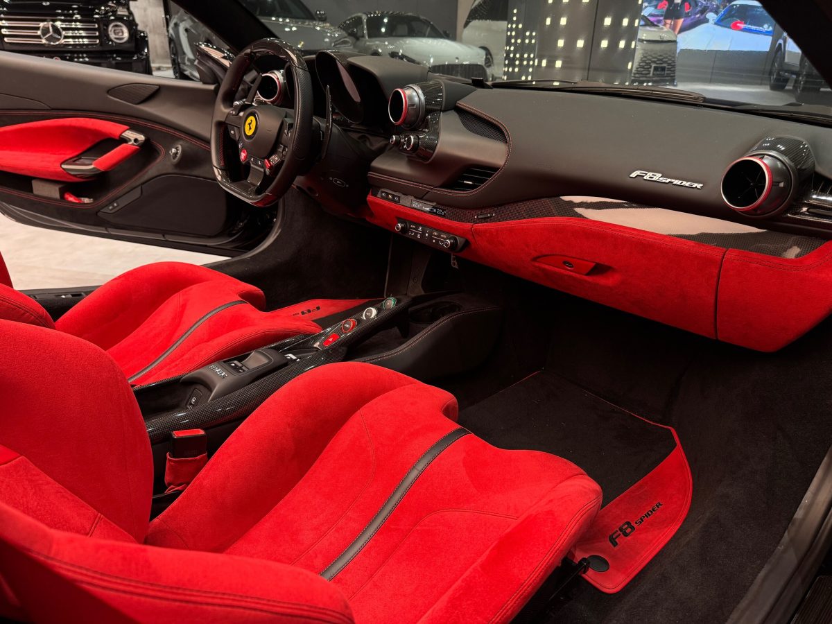 2023 Ferrari F8 Spider — Photo 10 / 28