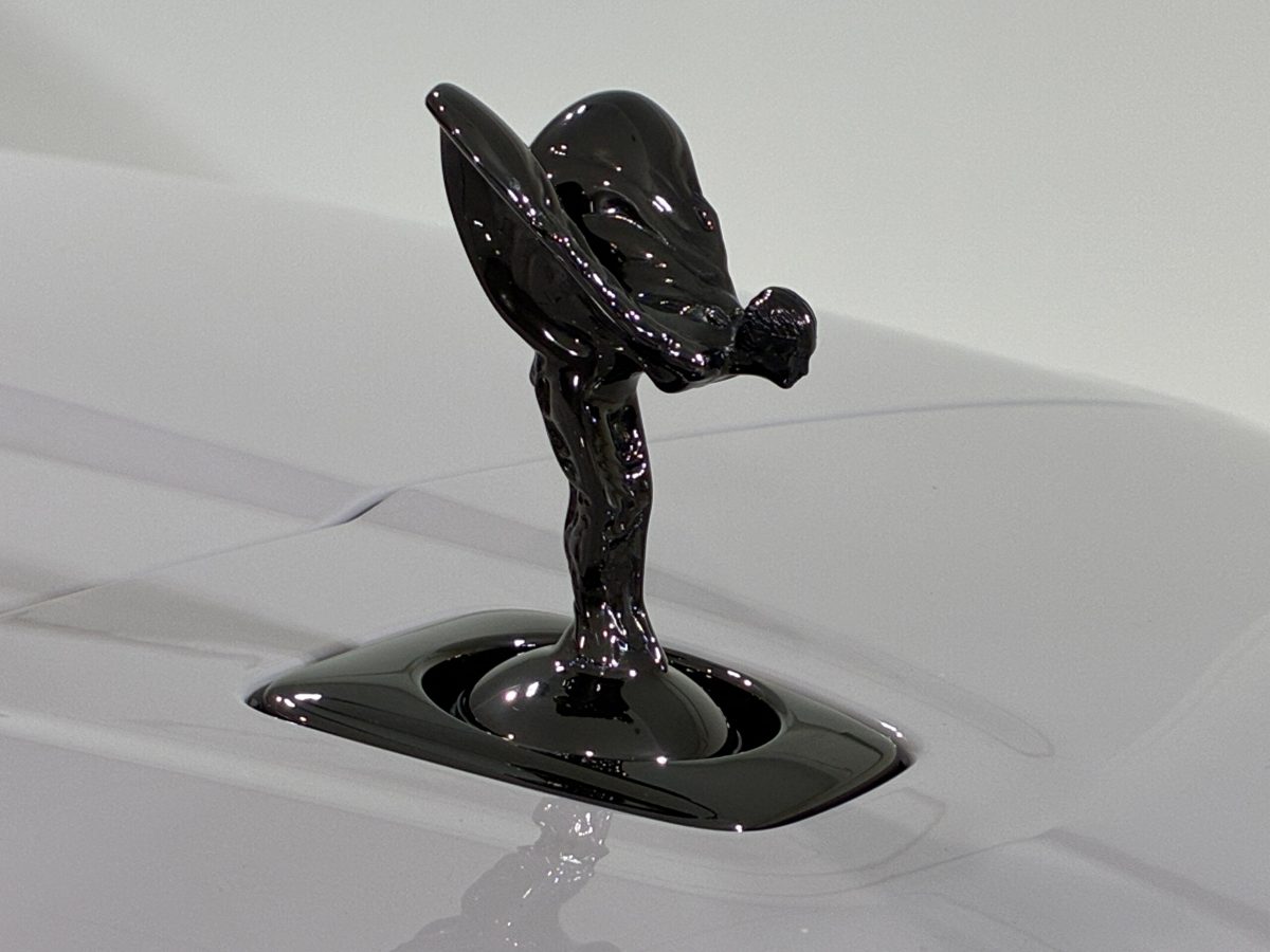 2025 Rolls-Royce Cullinan Black Badge — Photo 26 / 31